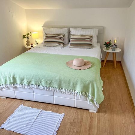 Holiday Home Sunny Side Vela Luka Esterno foto