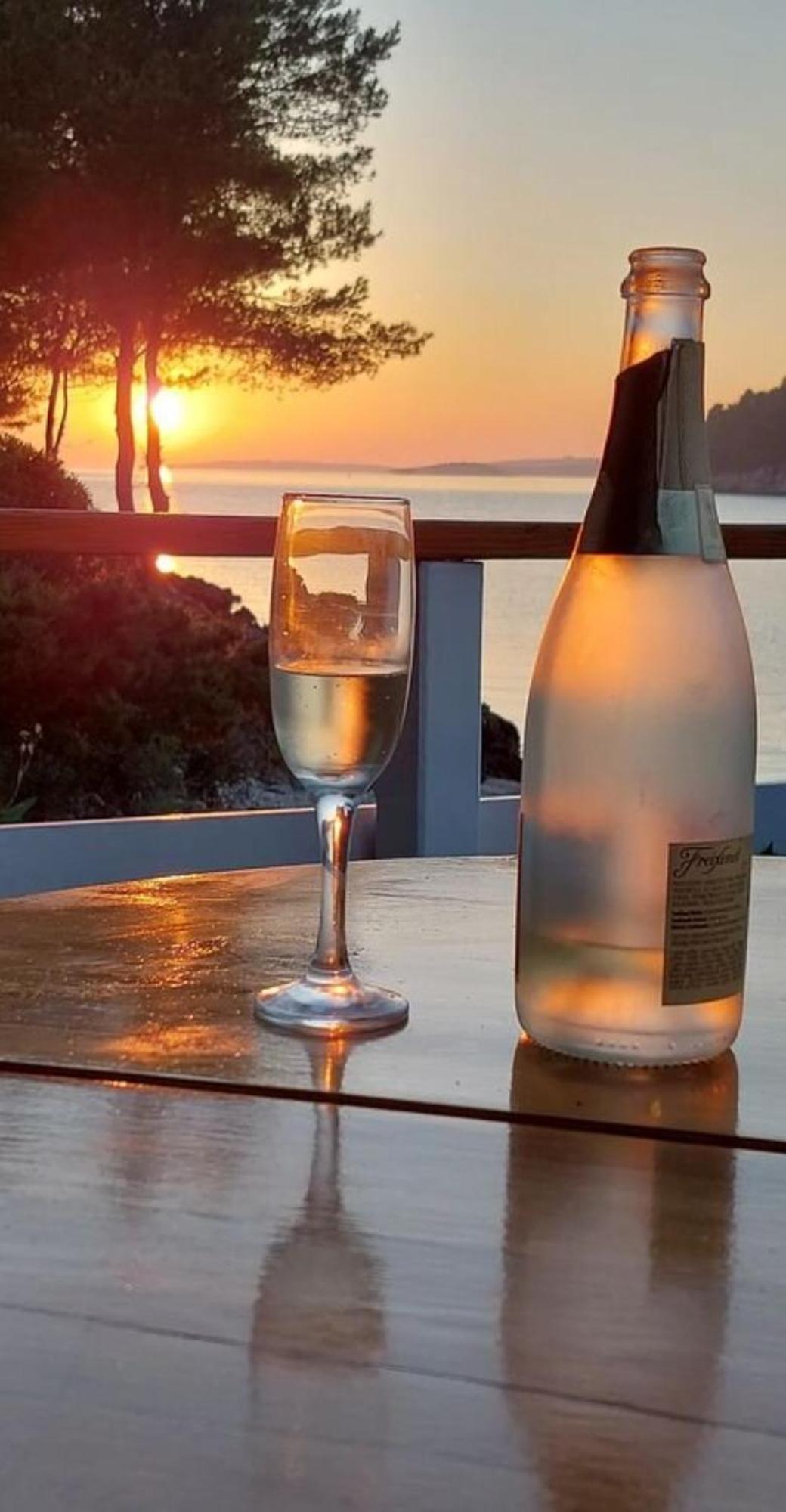 Holiday Home Sunny Side Vela Luka Esterno foto